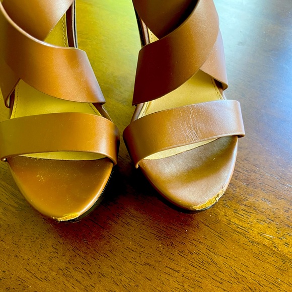 Michael Kors Cognac Brown High Heel
Platform Sandals. Sz: 7 & 1/2 - Picture 4 of 9